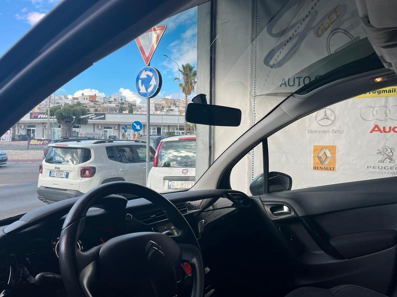 Citroen C3 PureTech 82 TETTO PANORAMICO
