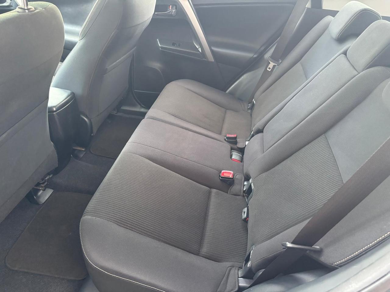 Toyota RAV 4 RAV4 2.0 D-4D 2WD