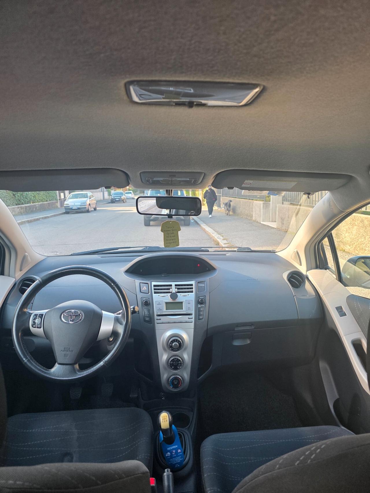 Toyota Yaris 1.0 5 porte OK NEOPATENTATI