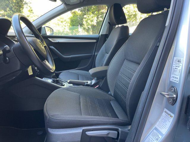 SKODA Octavia SW 1.6 TDI 115CV DSG NAVIGATORE SENSORI PARCHEGGIO