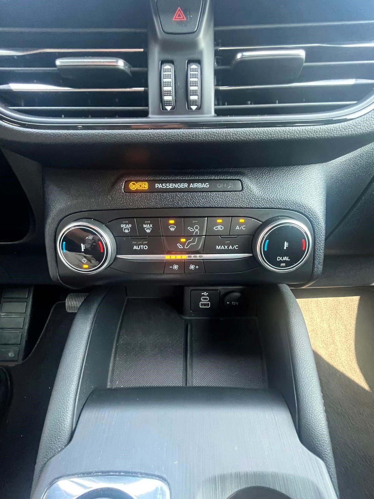 Ford Kuga 2.0 EcoBlue 120 CV aut. 2WD ST-L.Design