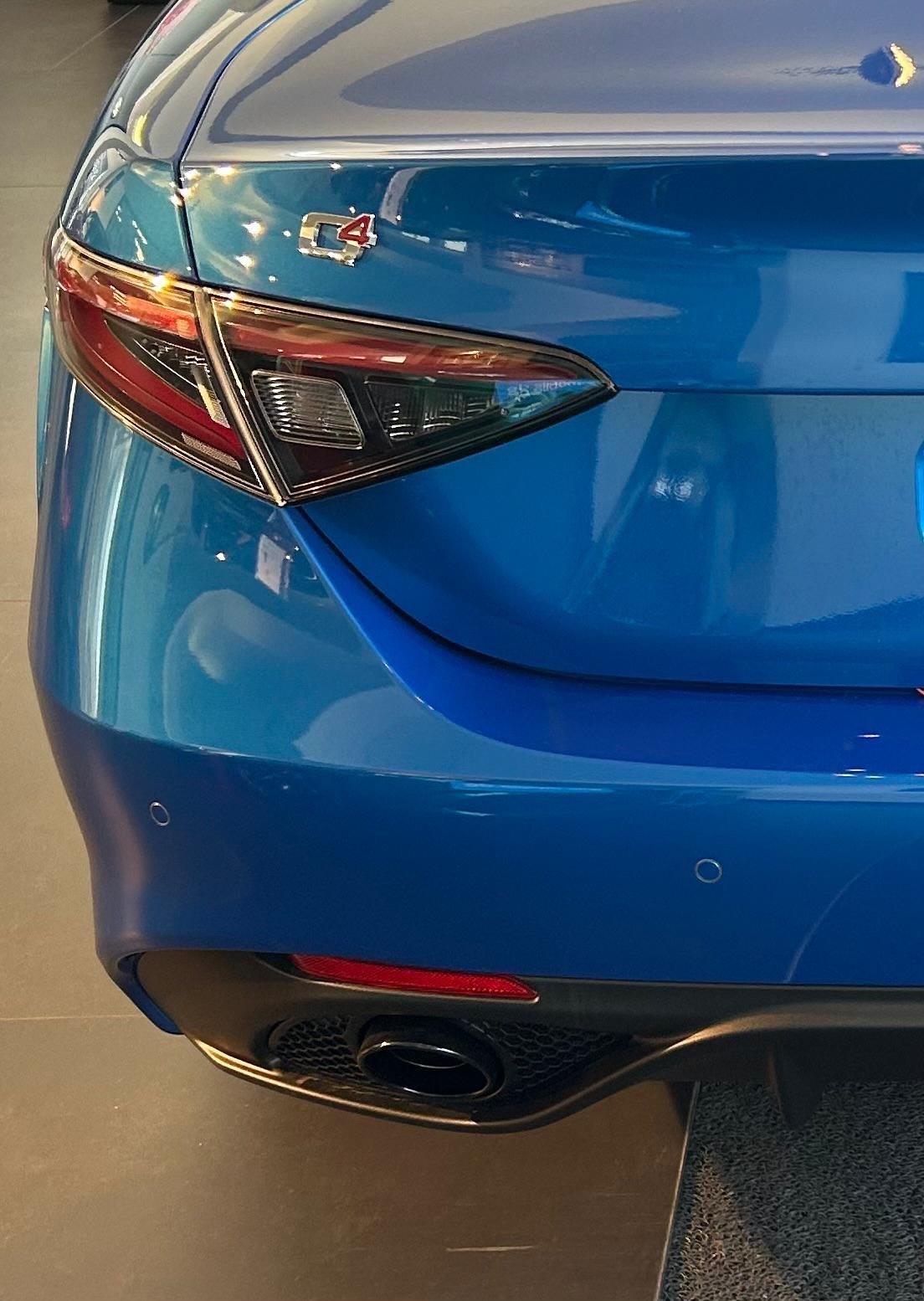 Alfa Romeo Giulia 2.0 Turbo 280 CV AT8 AWD Q4 Veloce