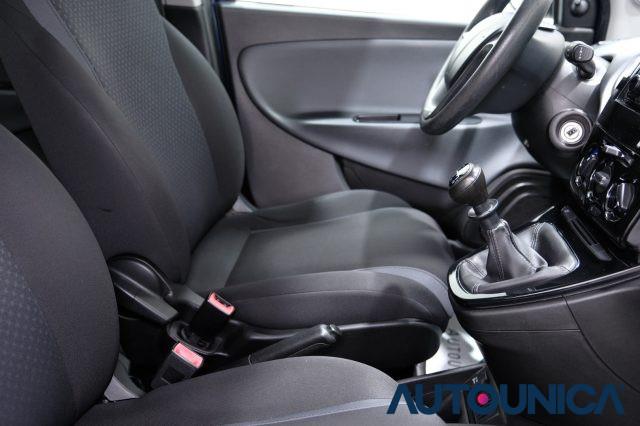 LANCIA Ypsilon 1.2 69 CV 5 PORTE SILVER NEOPATENTATI