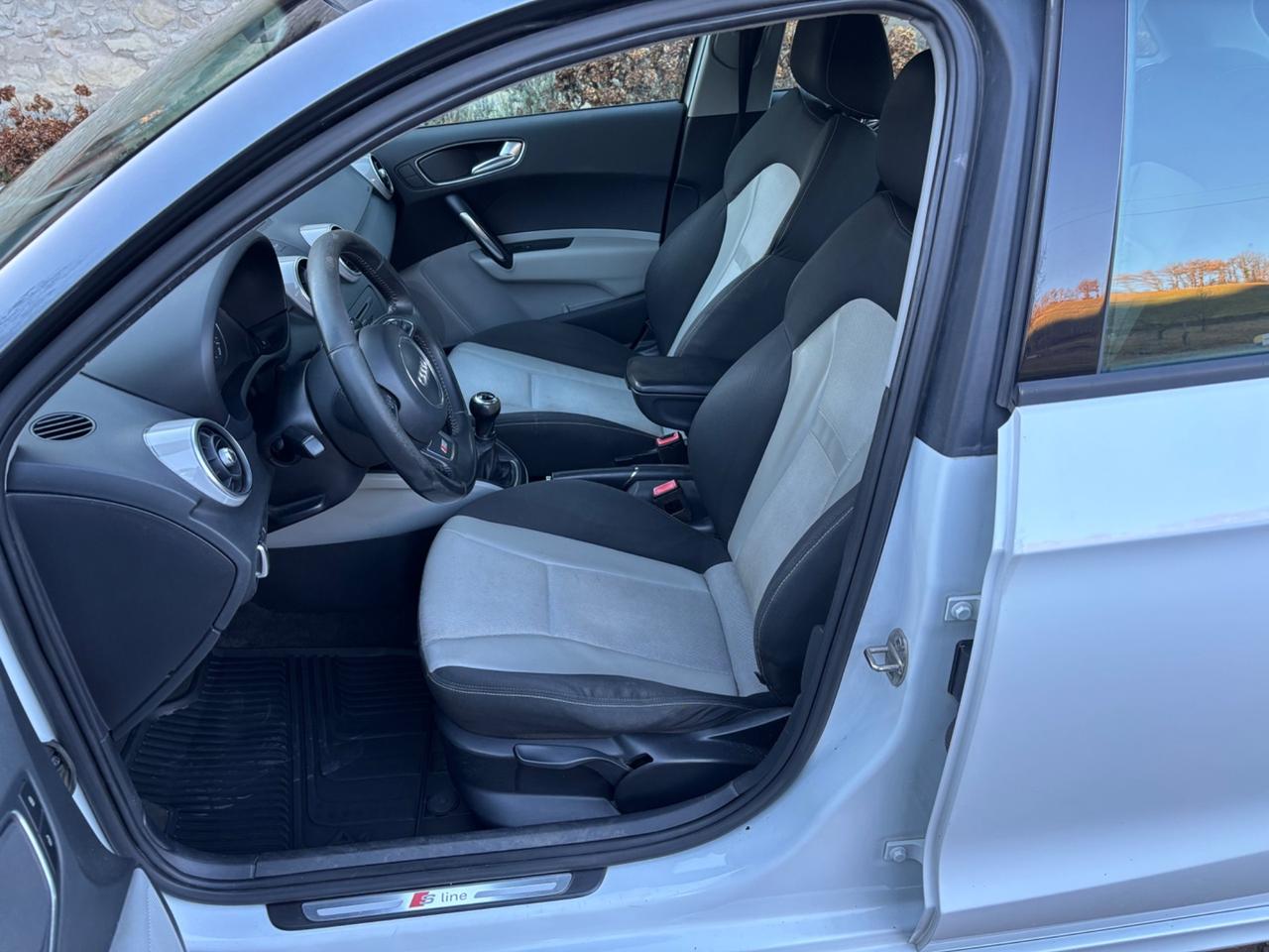 Audi A1 SPB 1.6 TDI 90 CV S-Line