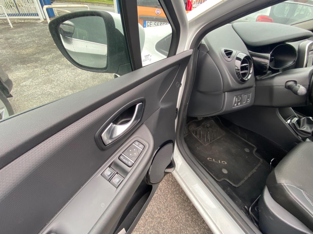 Renault Clio 4 posti