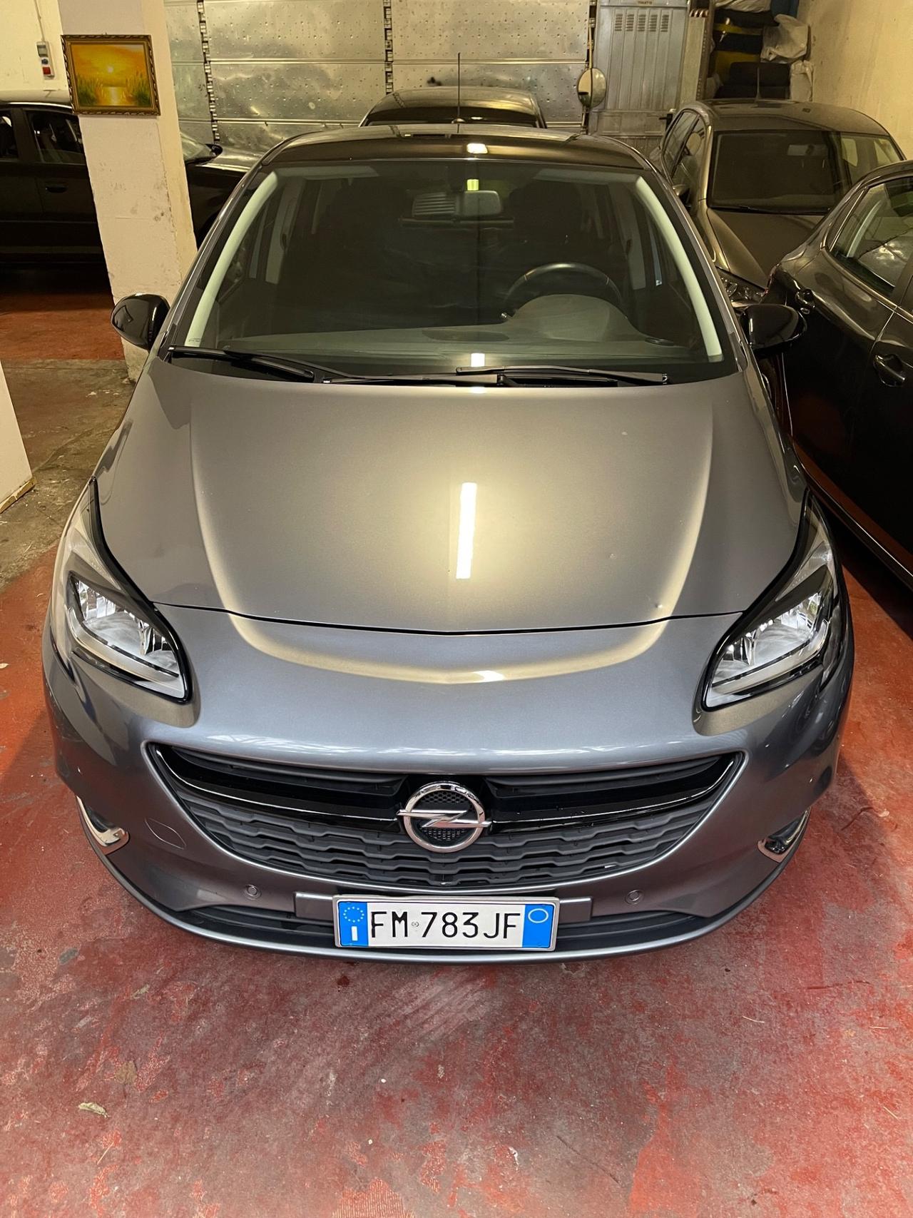 Opel Corsa 1.2 5 porte
