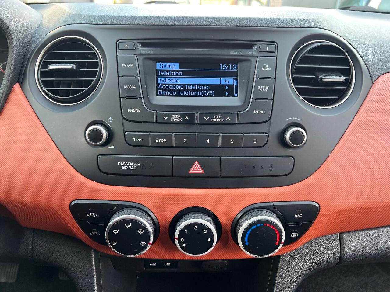 Hyundai i10 1.0 Benz. Comfort CLIMA/PDC/TEL. PERFETTA