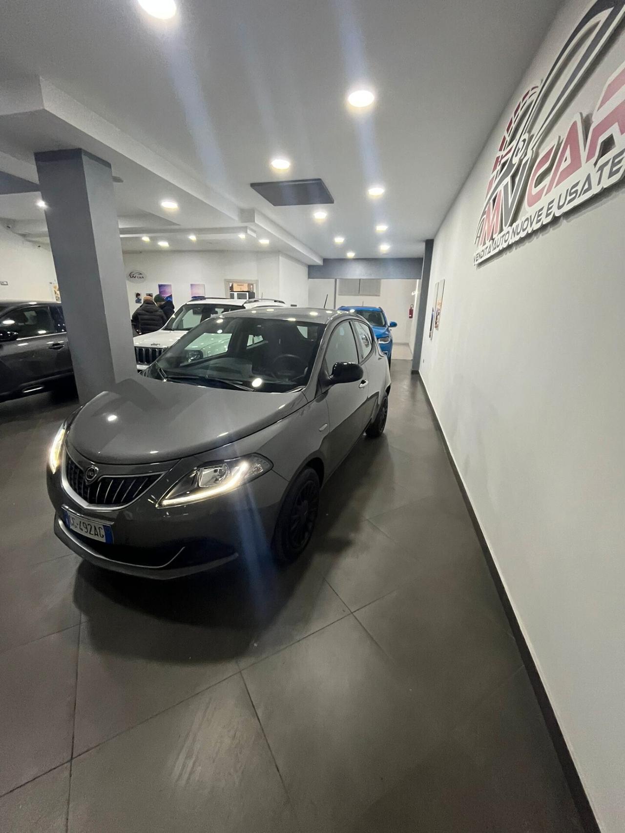 Lancia Ypsilon 1.0 FireFly 5 porte S&S Hybrid Ecochic Gold