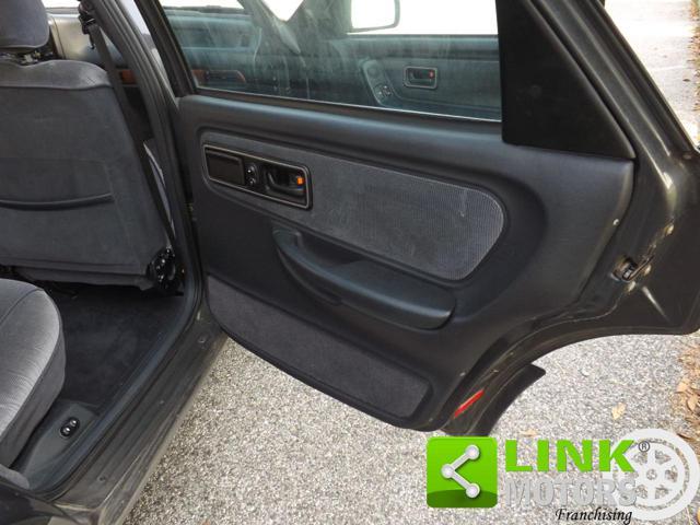 FORD Scorpio 2.0i Twin Cam 5 porte Ghia con impianto GPL