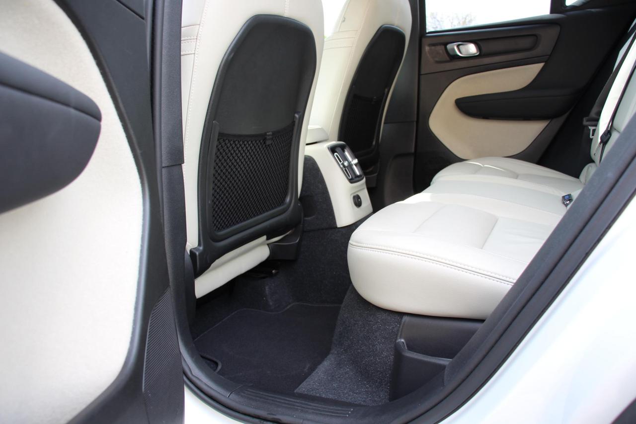 VOLVO XC40 N1 1.5 T4 plug-in hybrid Inscription Expression my21