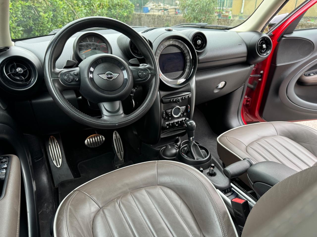 Mini Countryman 2.0 Cooper SD ALL4 - Book Service