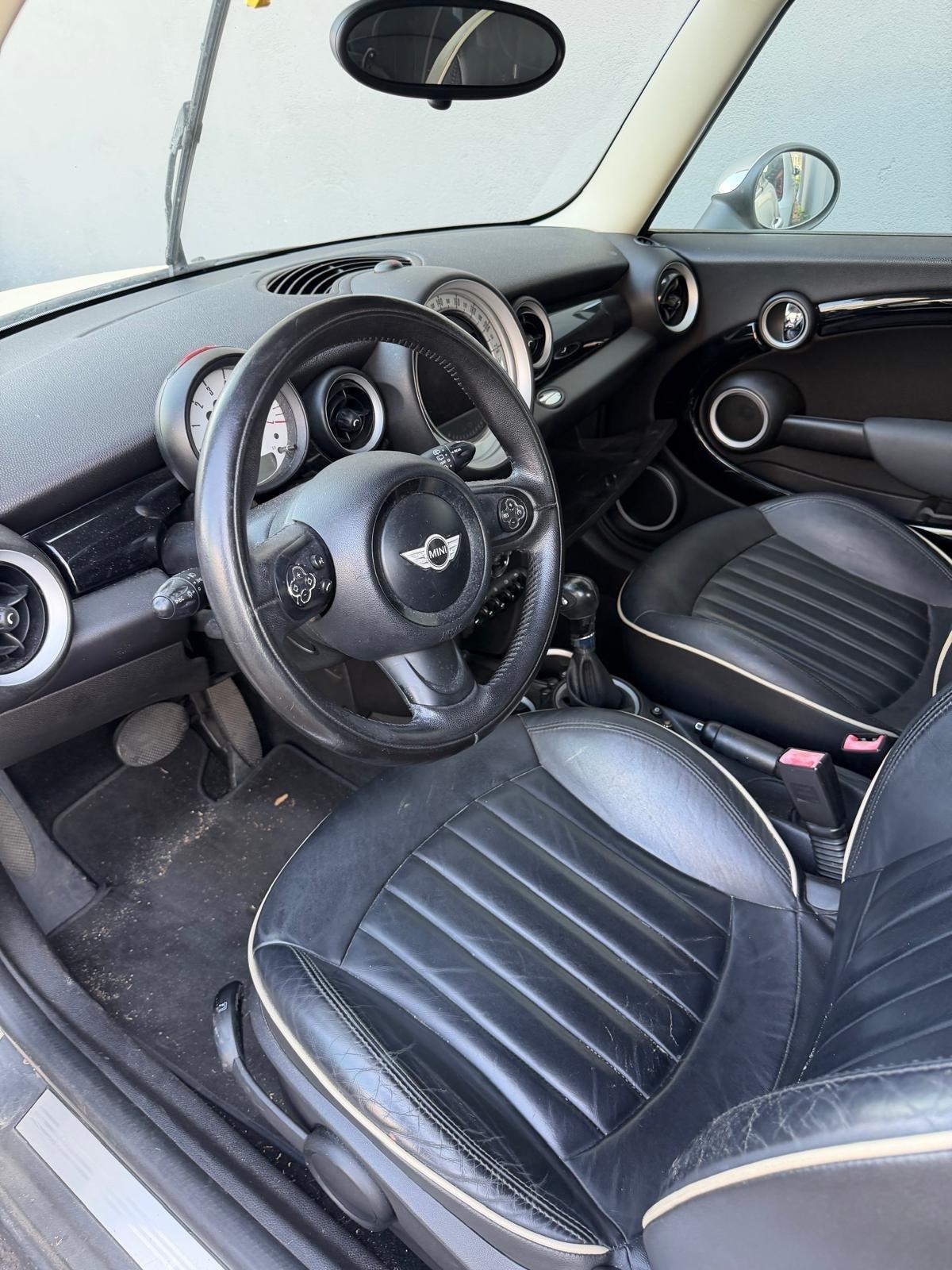 Mini 2.0 16V Cooper D Automatica