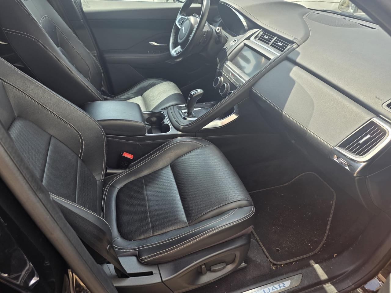 Jaguar E-Pace 2.0 249 CV AWD aut. R-Dynamic