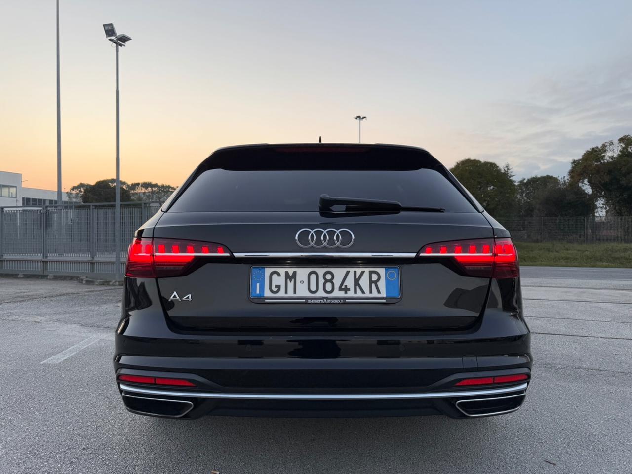 AUDI A4 2.0 Advanced S-Tronic - Virtual Matrix 18