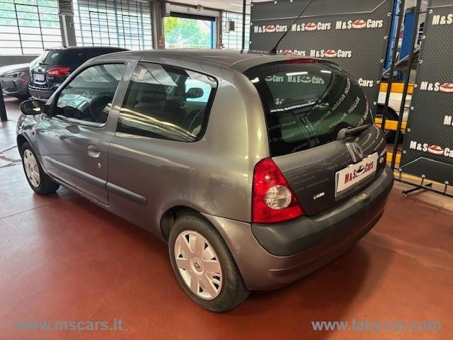 RENAULT Clio 1.4 16V 3p. Expression