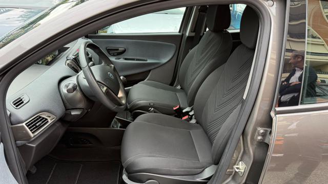LANCIA Ypsilon 1.0 FIREFLY S&S HYBRID GOLD*24M.G.*CARPLAY*LED*TEL