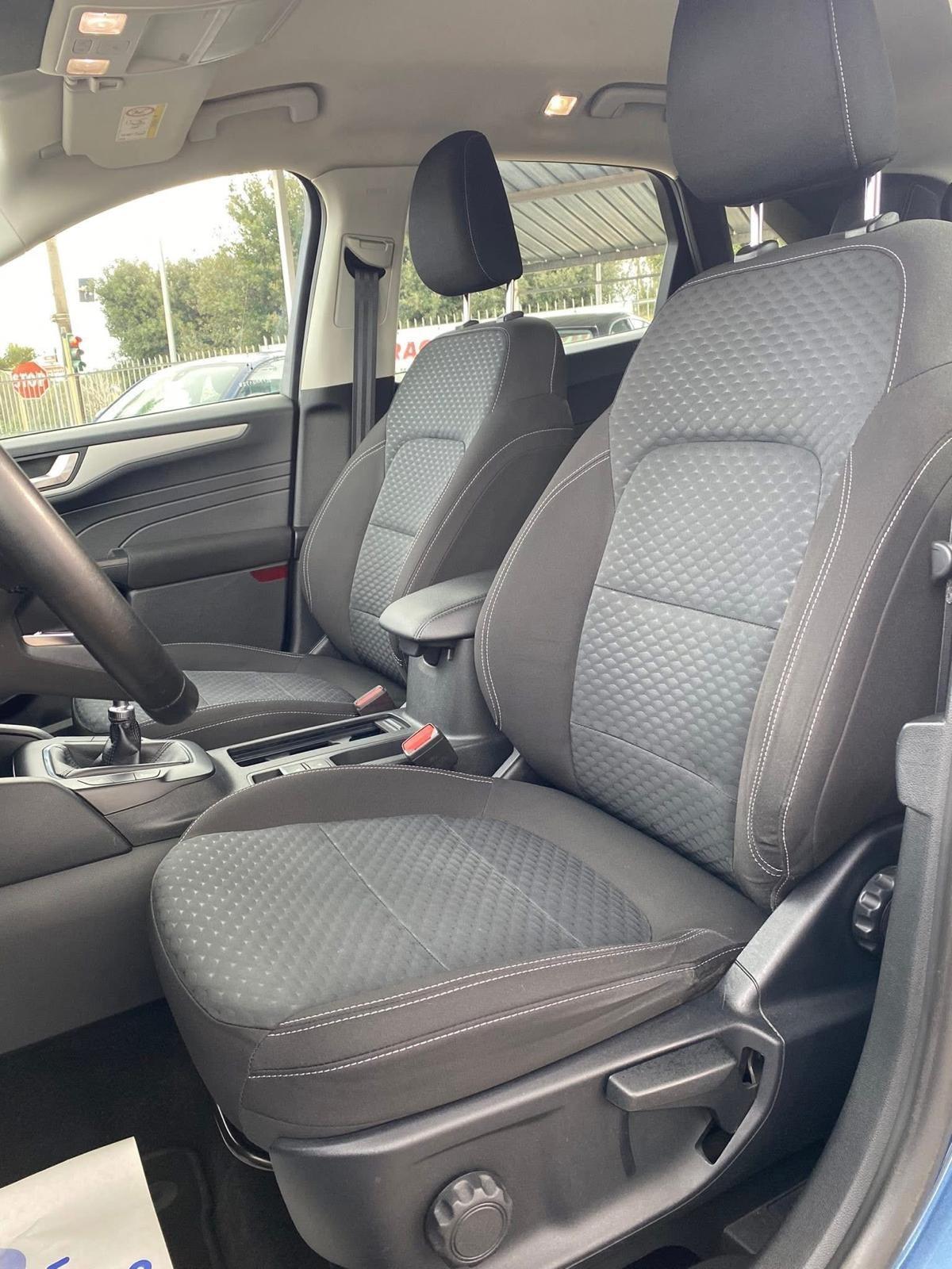 Ford Kuga 1.5 EcoBlue 120 CV 2WD Connect