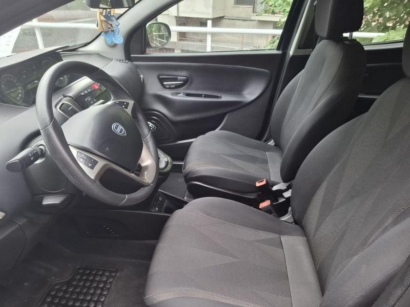 Lancia Ypsilon III 2015 1.2 Gold s&s 69cv my19