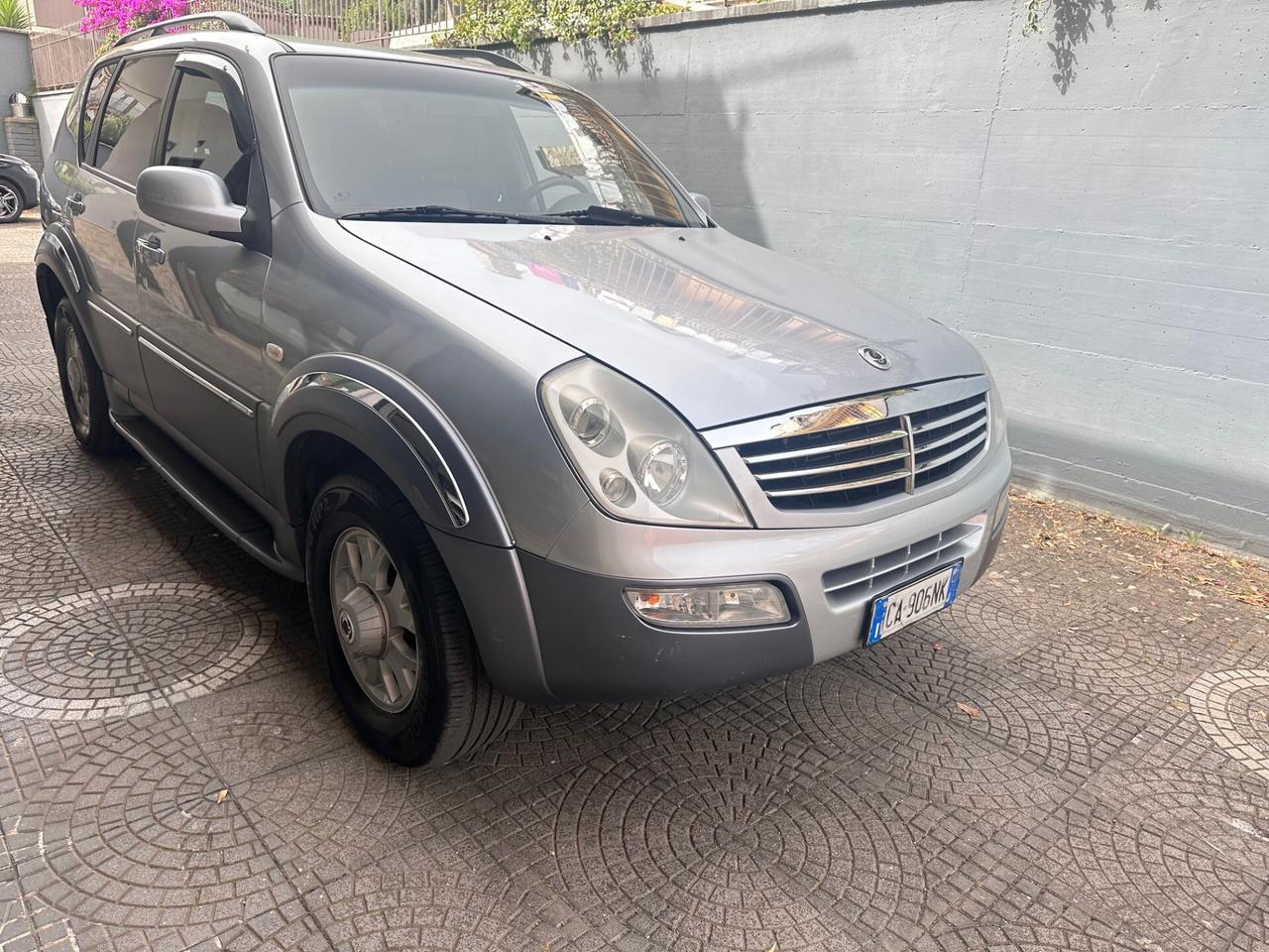 Ssangyong REXTON 2.7 XDi cat Premium AUT. 7 POSTI
