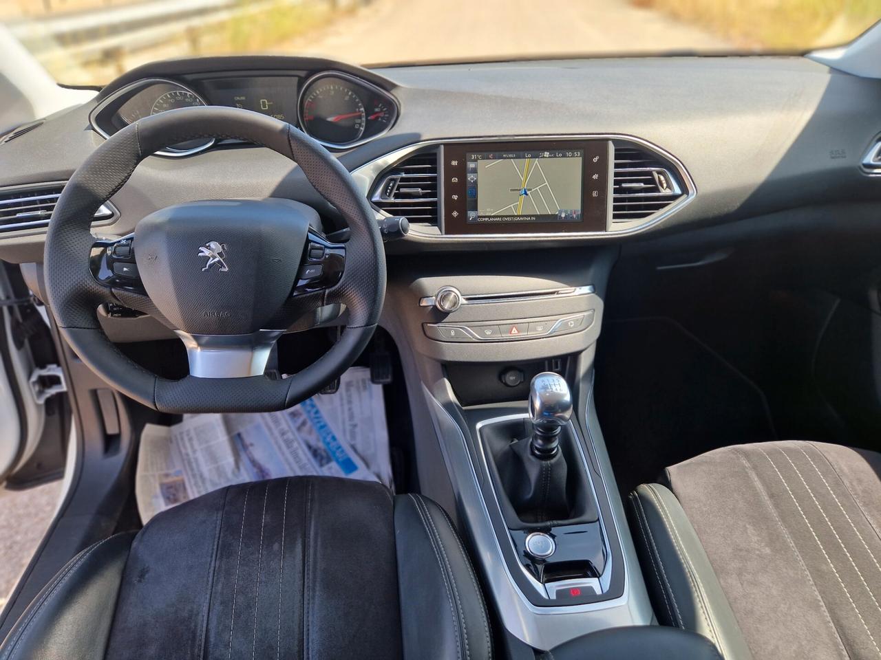 Peugeot 308 BlueHDi 120 S&S SW Allure