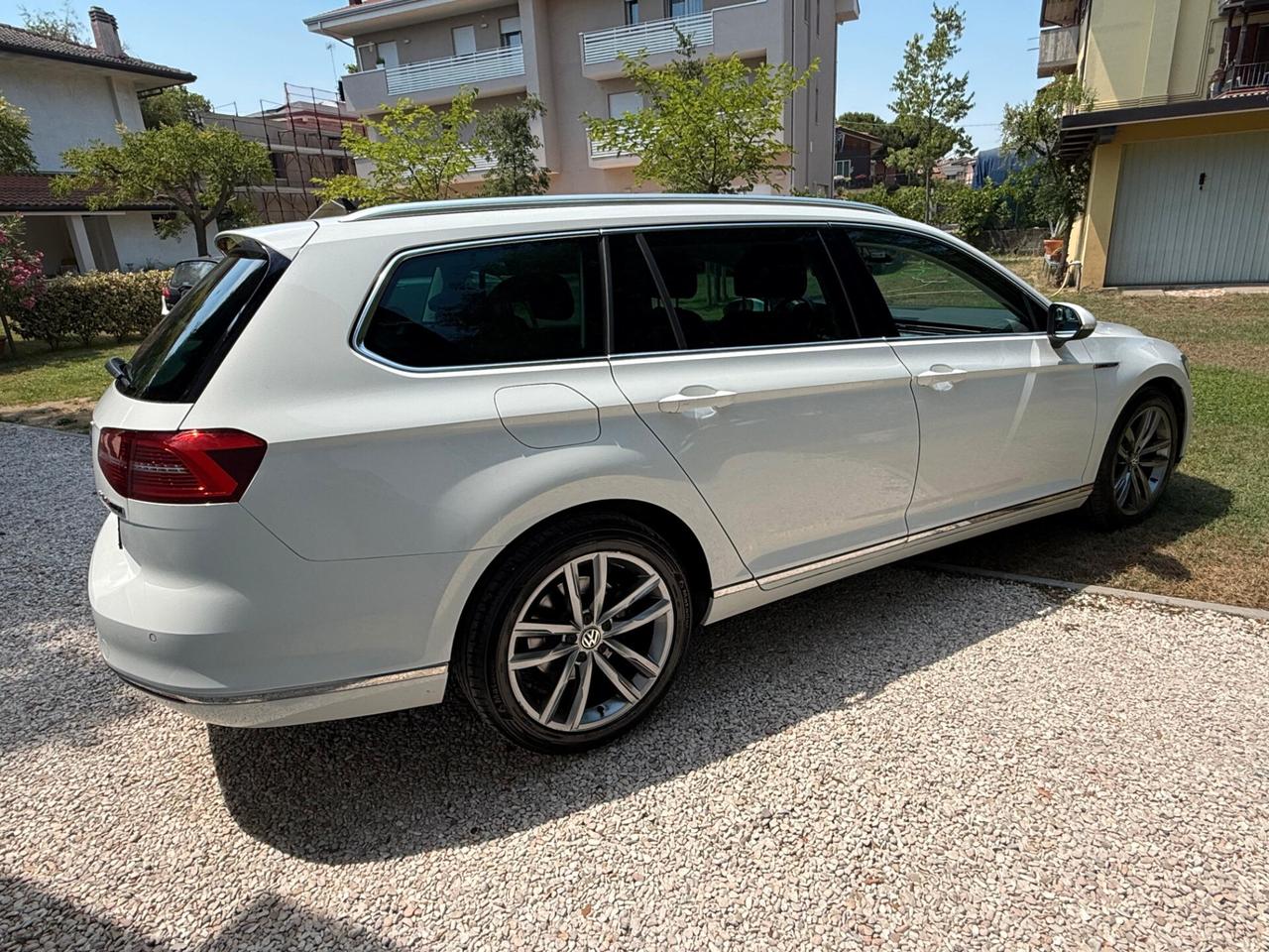 Volkswagen Passat Variant 2.0 TDI 4MOTION Highline -TAGLIANDI VW