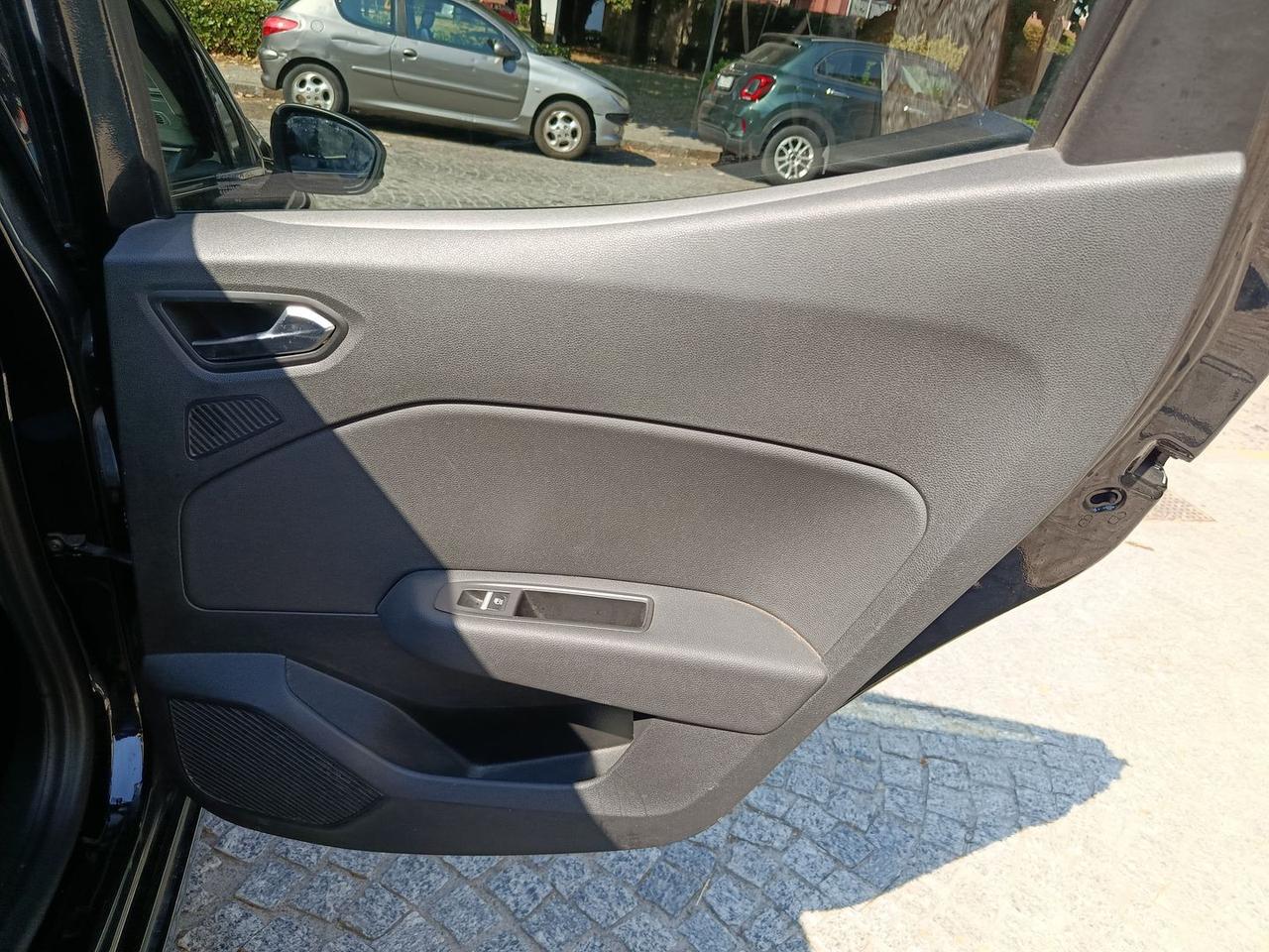 Renault Clio 1.0 ECO-G 100 Intens #6517