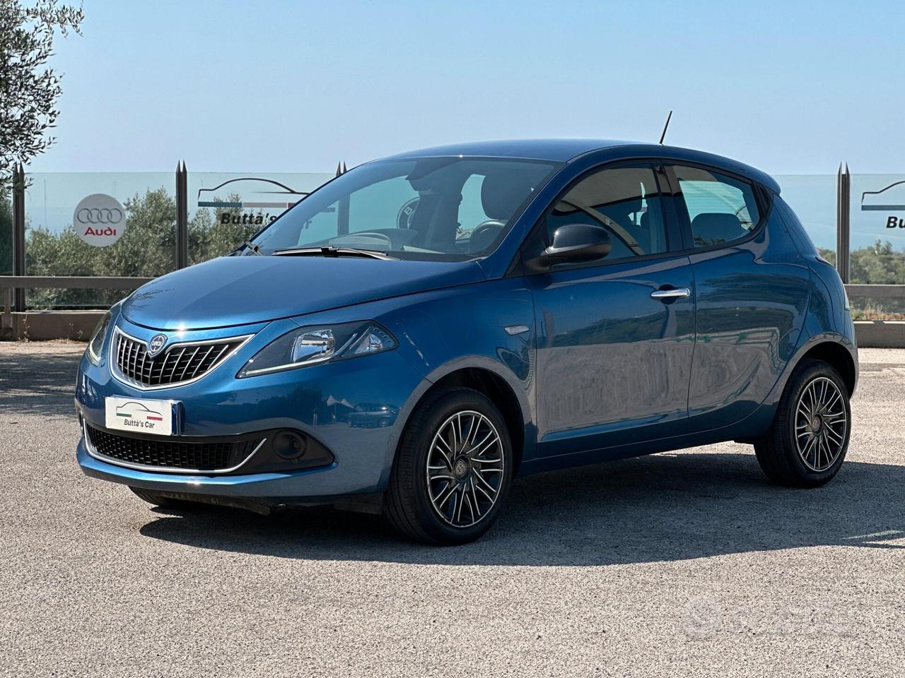 Lancia Ypsilon 1.0 FireFly 5 porte S&S Hybrid