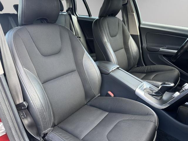 VOLVO V60 D2 1.6 Kinetic