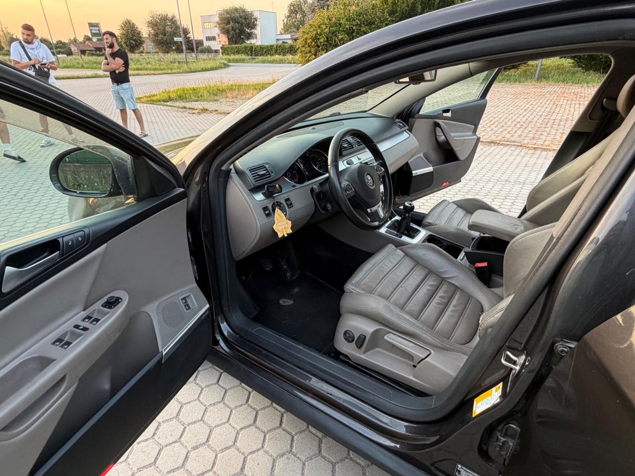 Volkswagen Passat 2.0 TDI DPF 4mot. Var. Highline