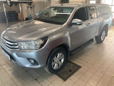 Toyota Hilux 2.4 D-4D 4WD 2 porte Extra Cab Comfort