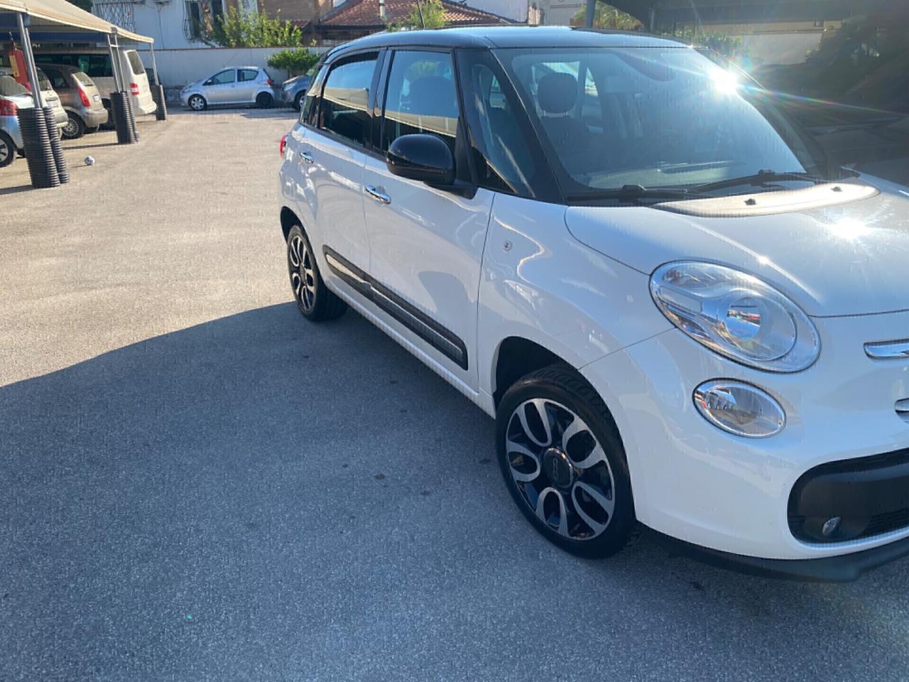 Fiat 500L 0.9 TwinAir Turbo Natural Power Lounge