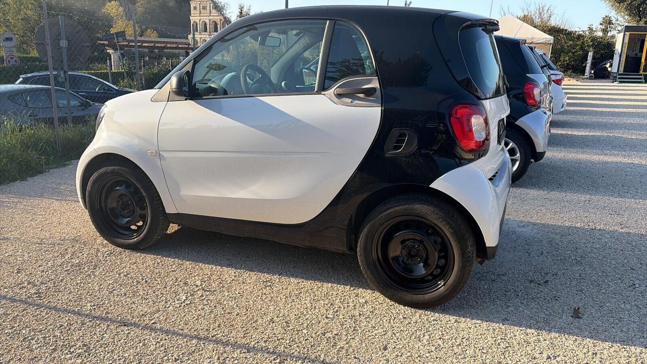 Smart ForTwo 70 1.0 Youngster
