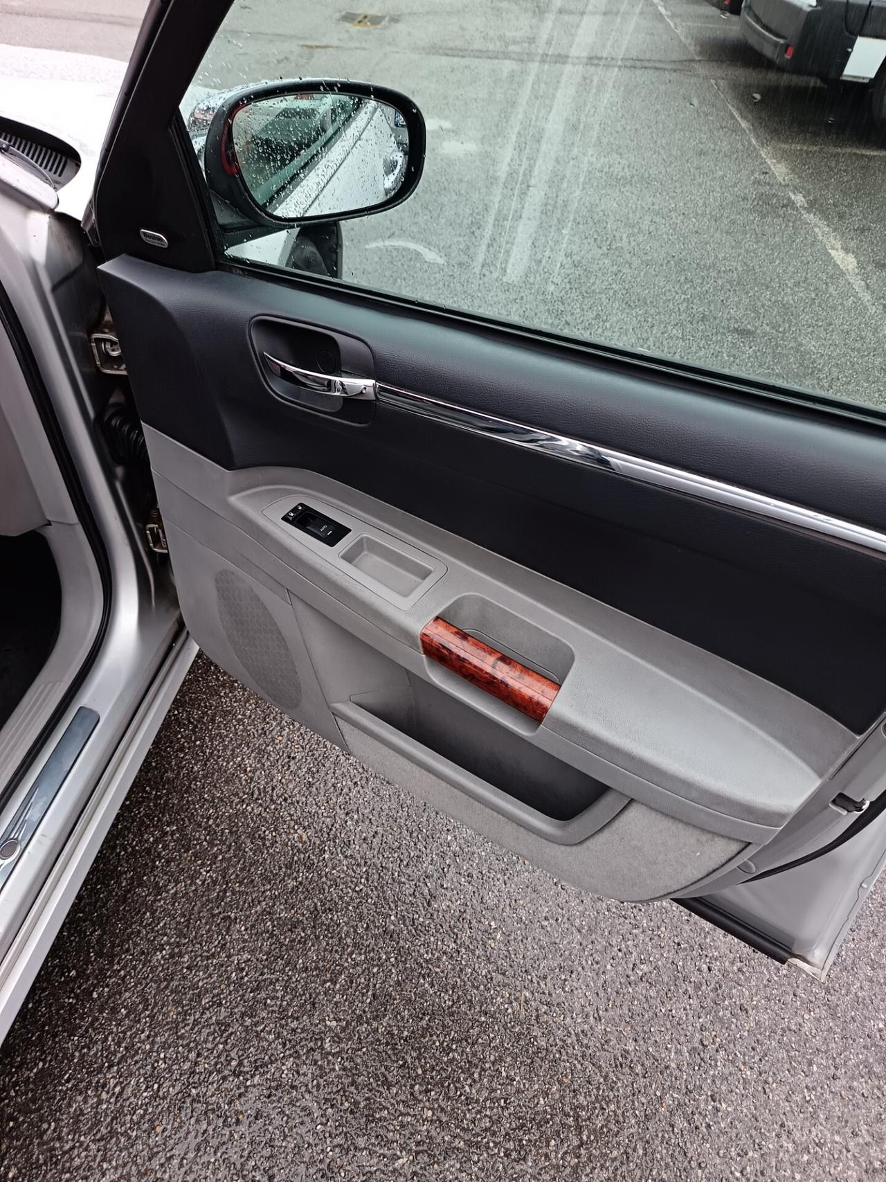 Chrysler 300C 3.0 V6 CRD cat DPF Touring