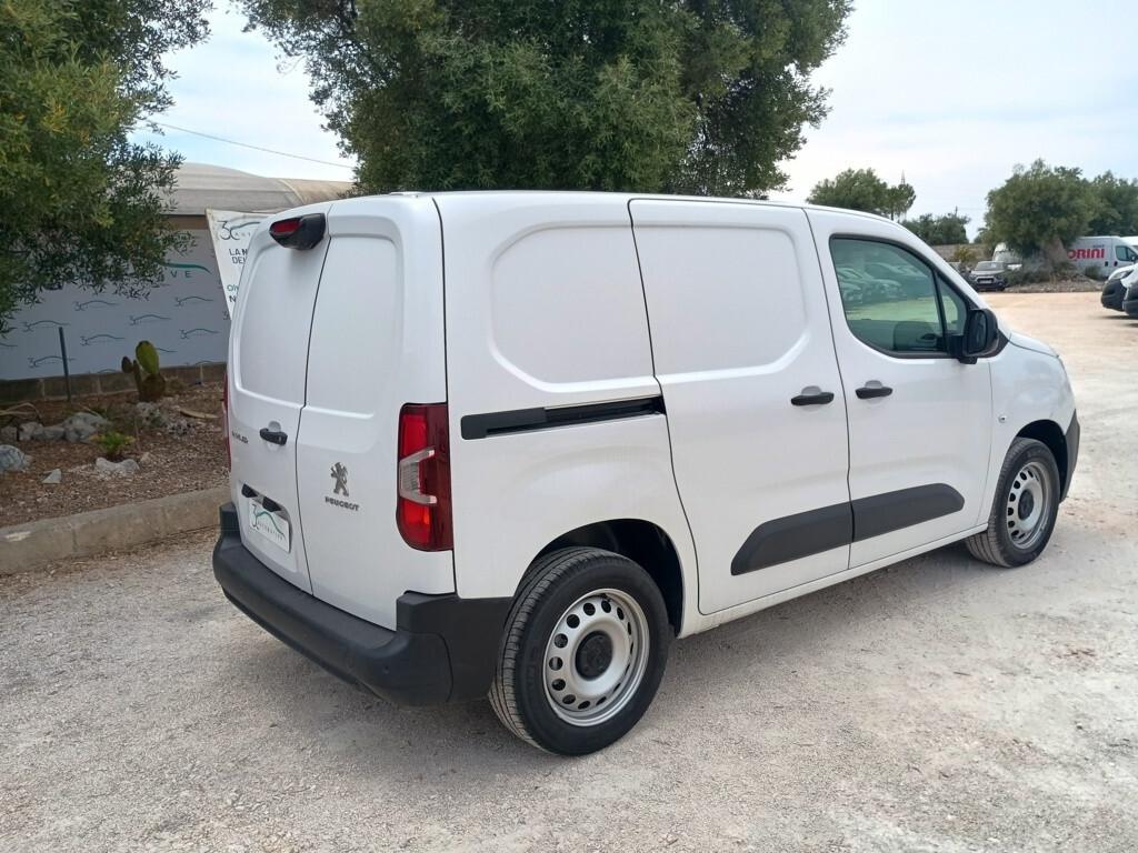 Peugeot Partner Furg. L1 1.5 BHDi 130cv EAT8 Premium KM0