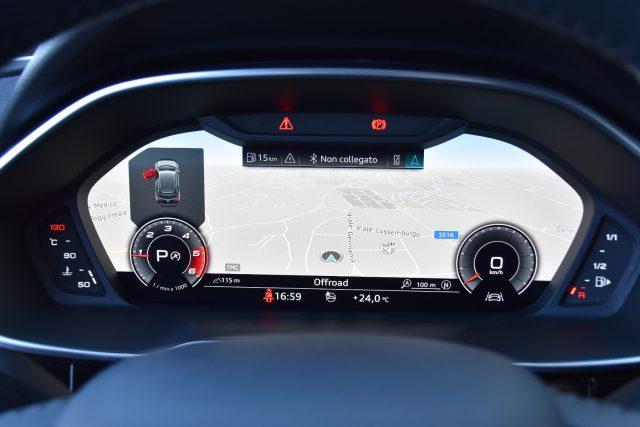 AUDI Q3 35 TDI S tronic Business *Cockpit, led, Navi*