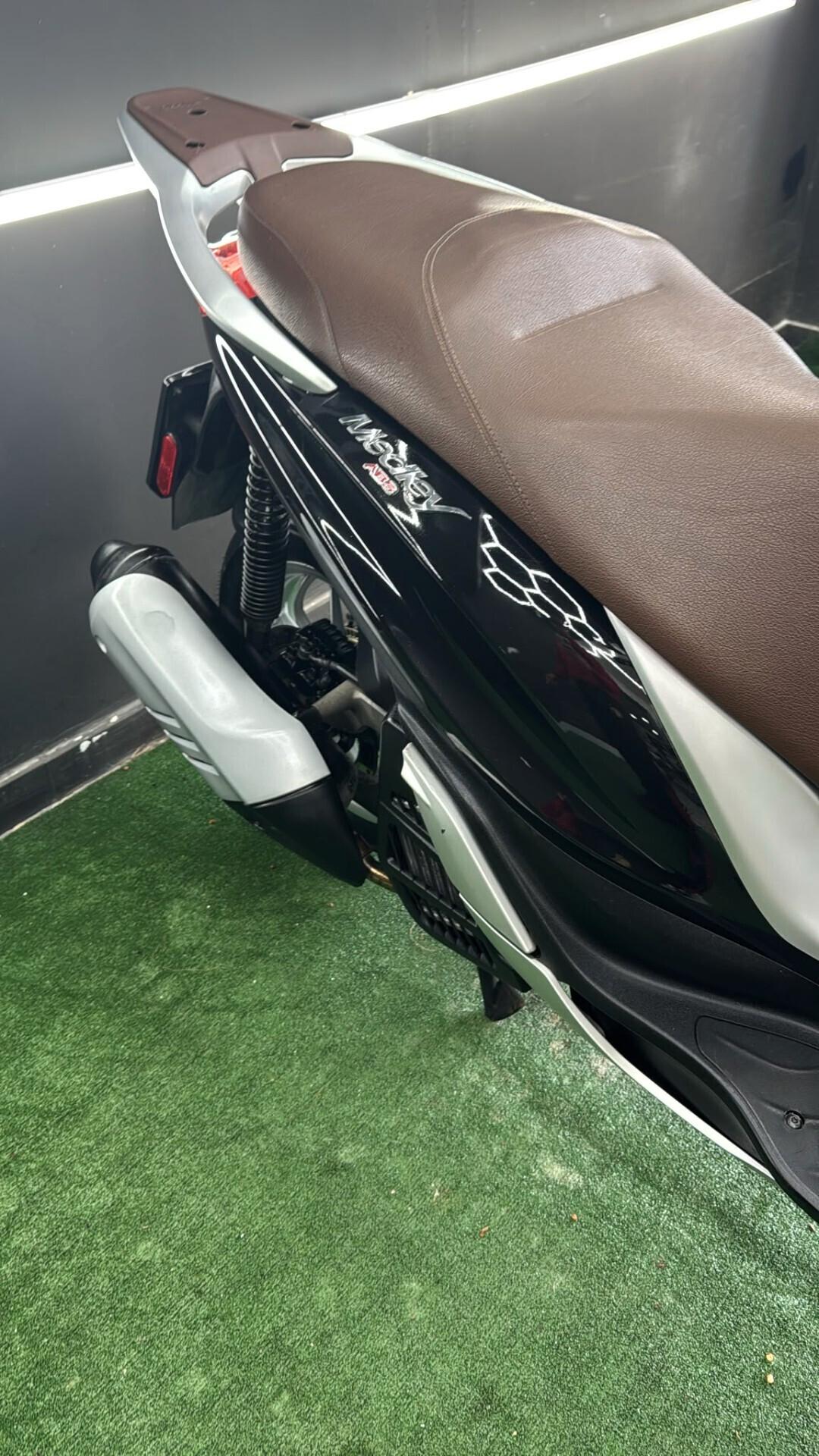 Piaggio Medley 125