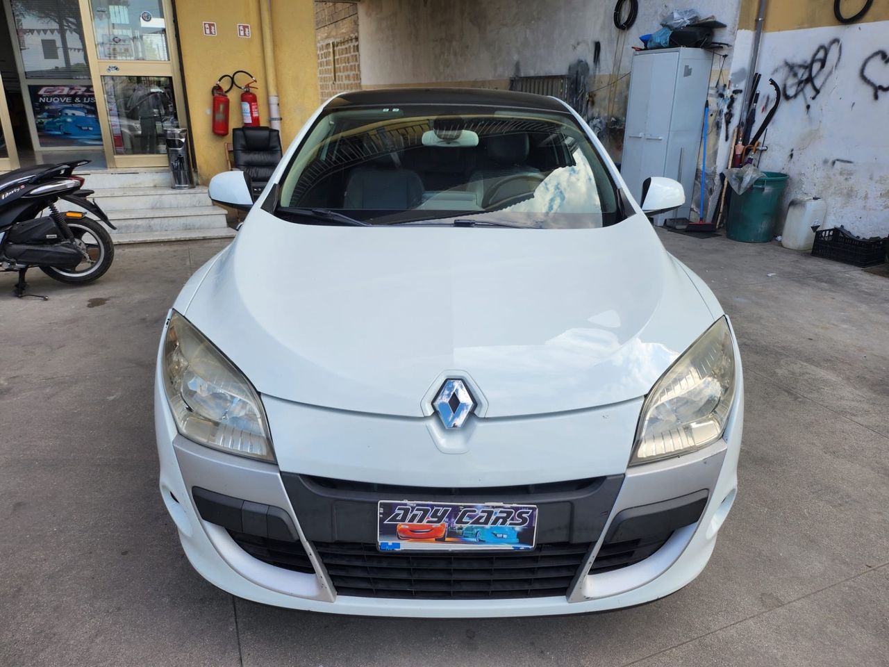 Renault Megane Coup�� 1.9 dCi 130CV Dynamique