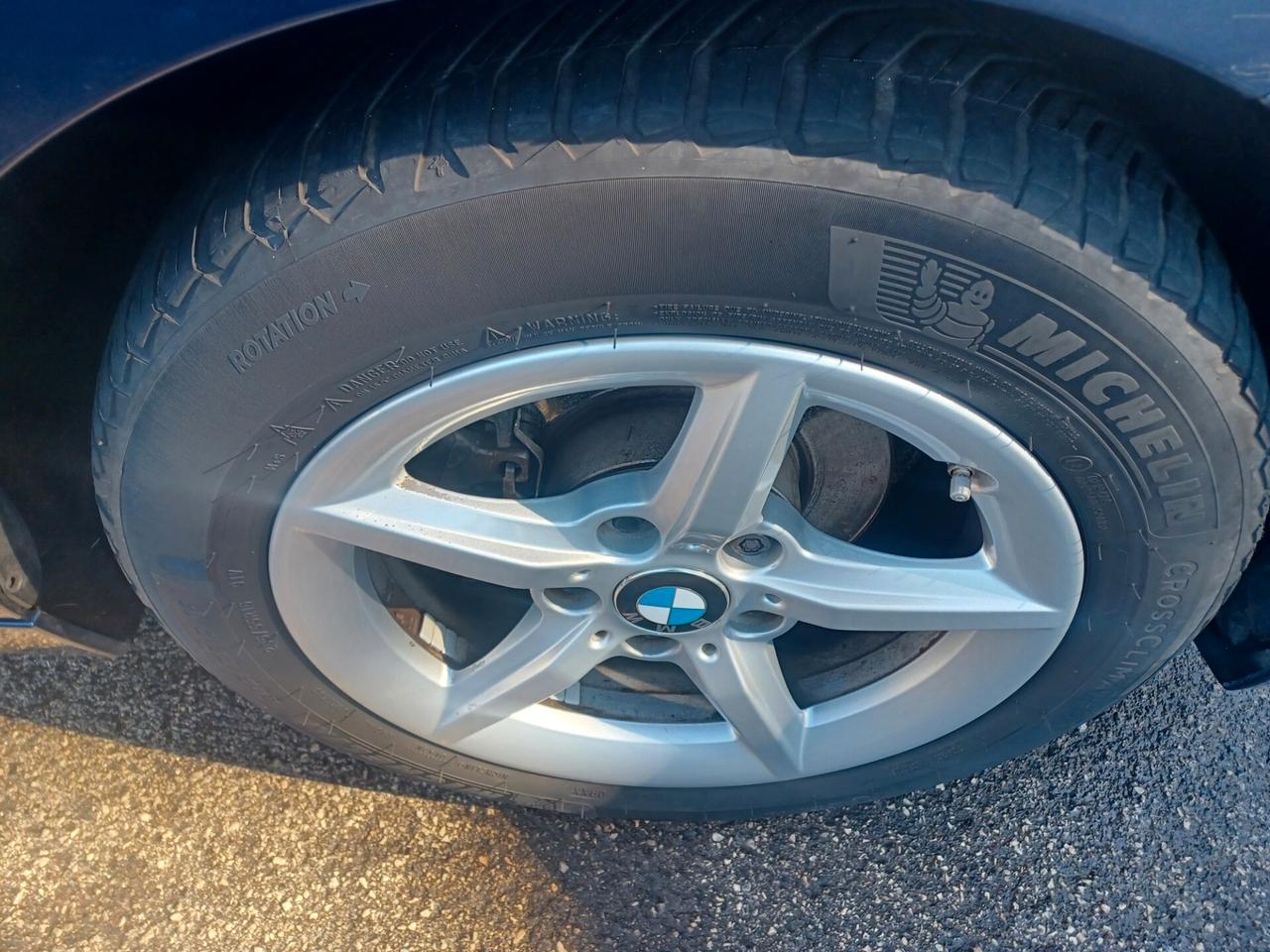 Bmw 116 d Urban LED BIXENO ANNO 2015