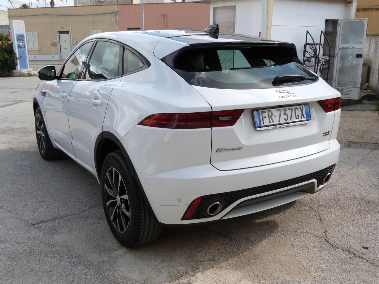 Jaguar E-Pace 2.0D 180 CV AWD aut. R-Dynamic SE