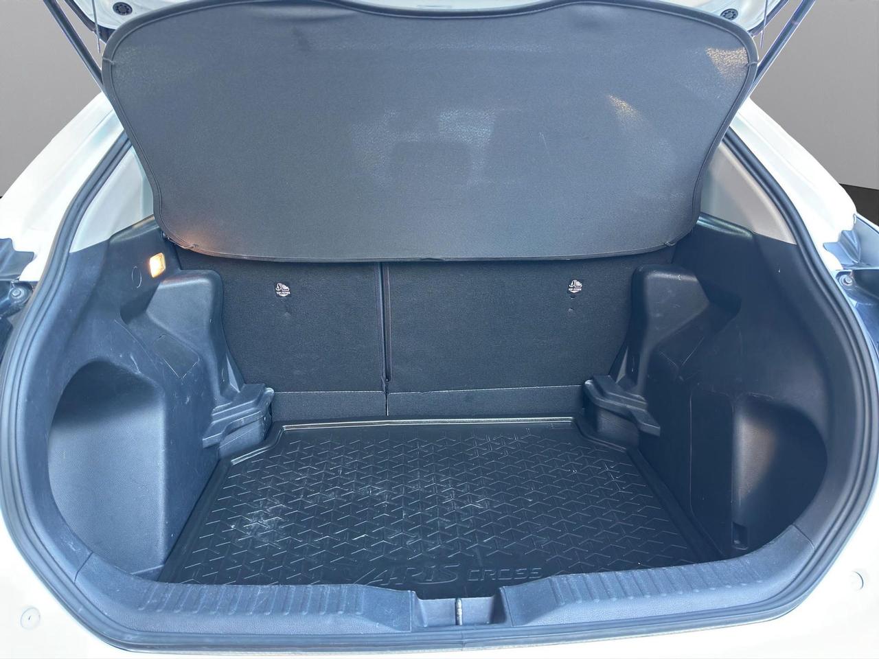 Toyota Yaris Cross 1.5h Active fwd 116cv e-cvt