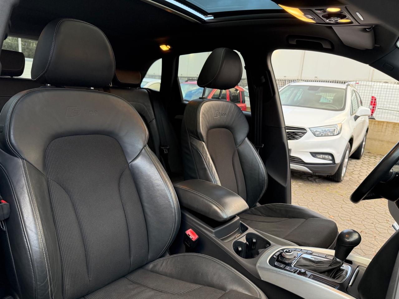 Audi Q5 3.0 V6 TDI S-Line con tetto apribile