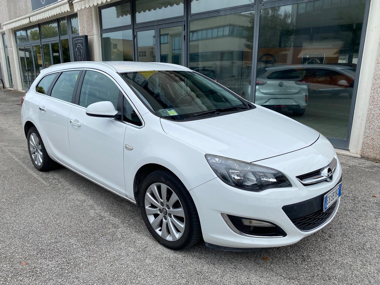 Opel Astra 1.7 CDTI 110CV Sports Tourer Elective - 2013