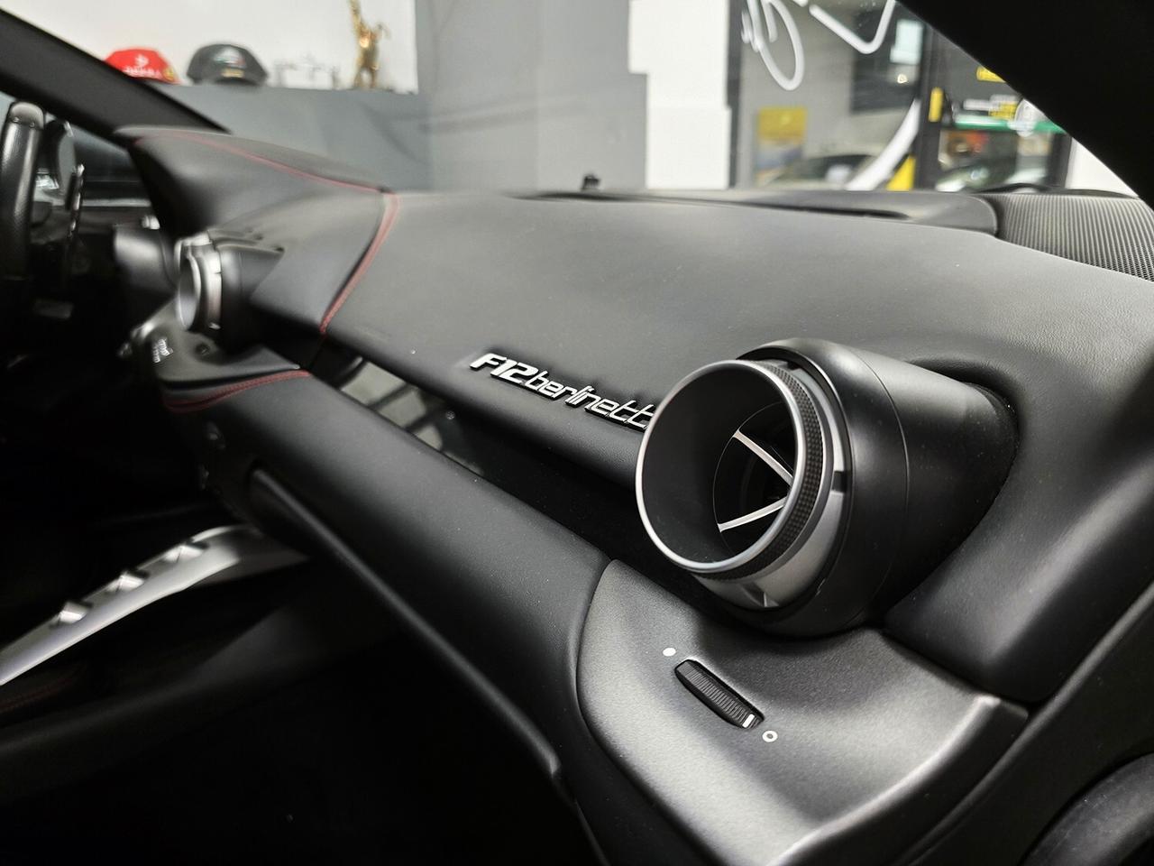 Ferrari F12 Berlinetta 6.3 740CV V12 SERVICE BOOK_LED_CARBONIO _DAYTONA_GARANZIA 12 MESI