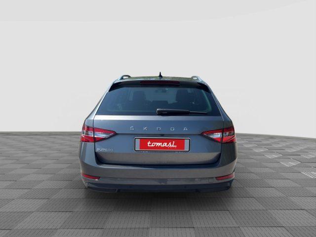 SKODA Superb Superb 2.0 TDI EVO SCR Wagon Style DSG