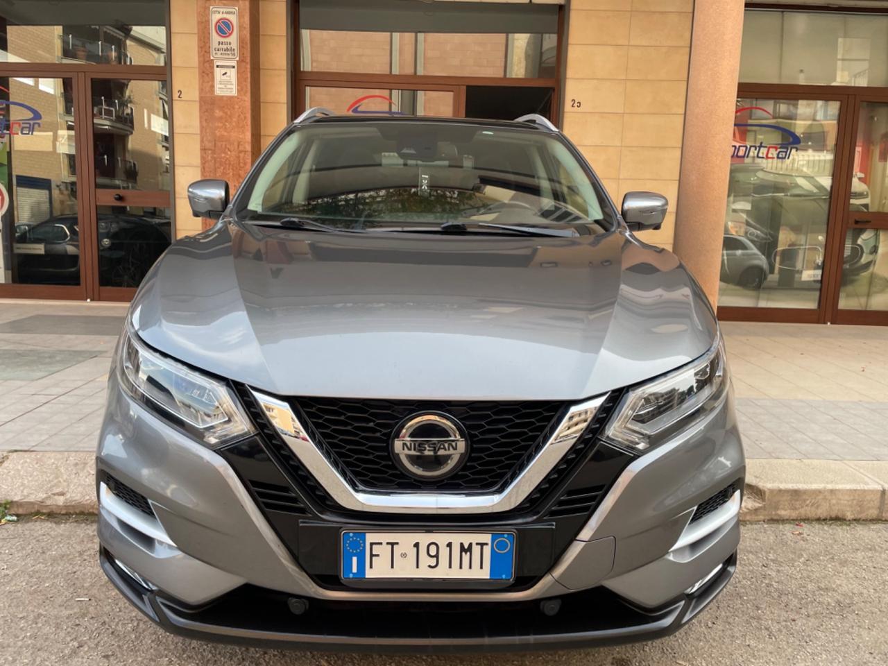 Nissan Qashqai 1.5 dCi N-Connect " TETTO NAVY LED 360"