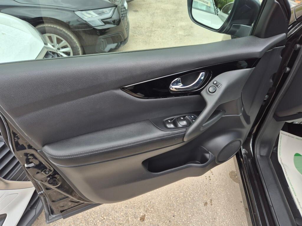 Nissan Qashqai 1.5 dCi 115CV E6 NAVI CAMERA