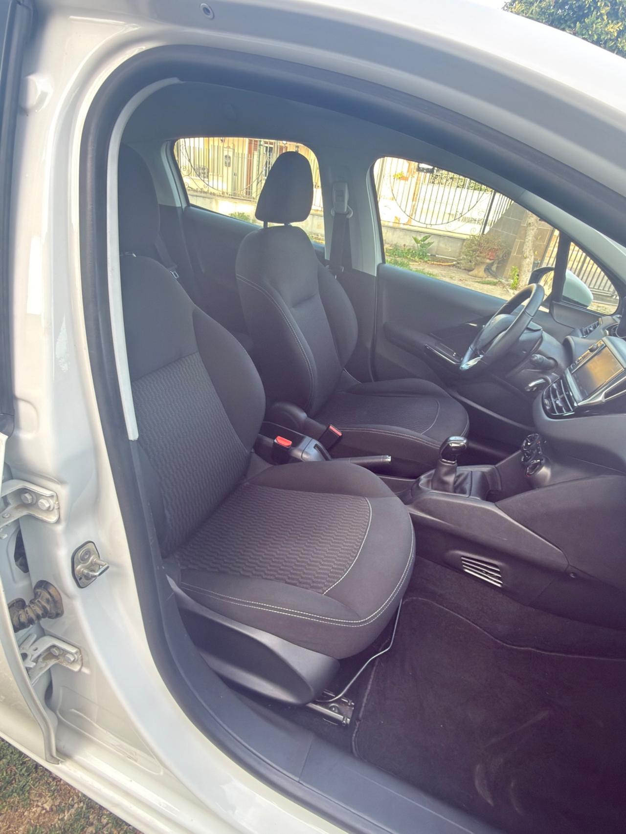 Peugeot 208 BlueHDi 75 5 porte Active
