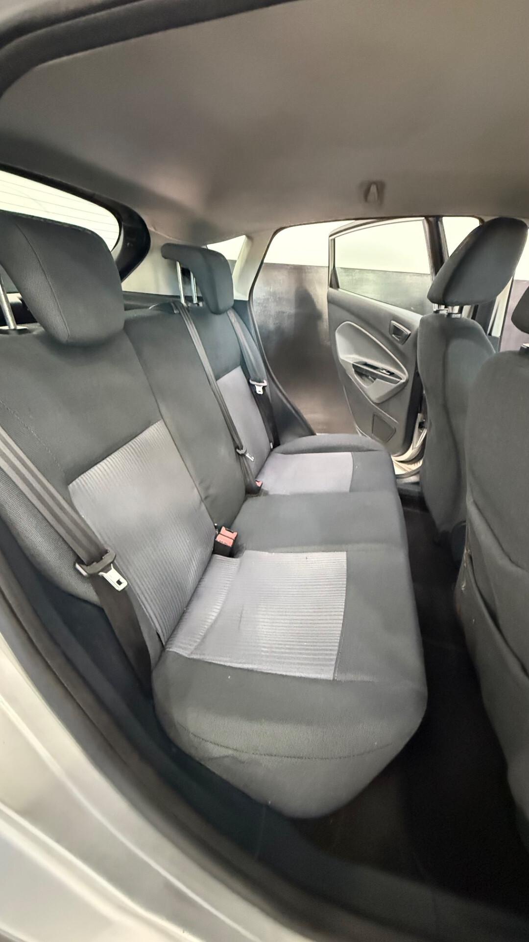 Ford Fiesta 1.4 TDCi 5p. Titanium