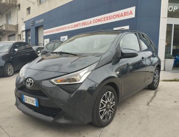 Toyota Aygo Connect 1.0 72 CV 5 porte x-play