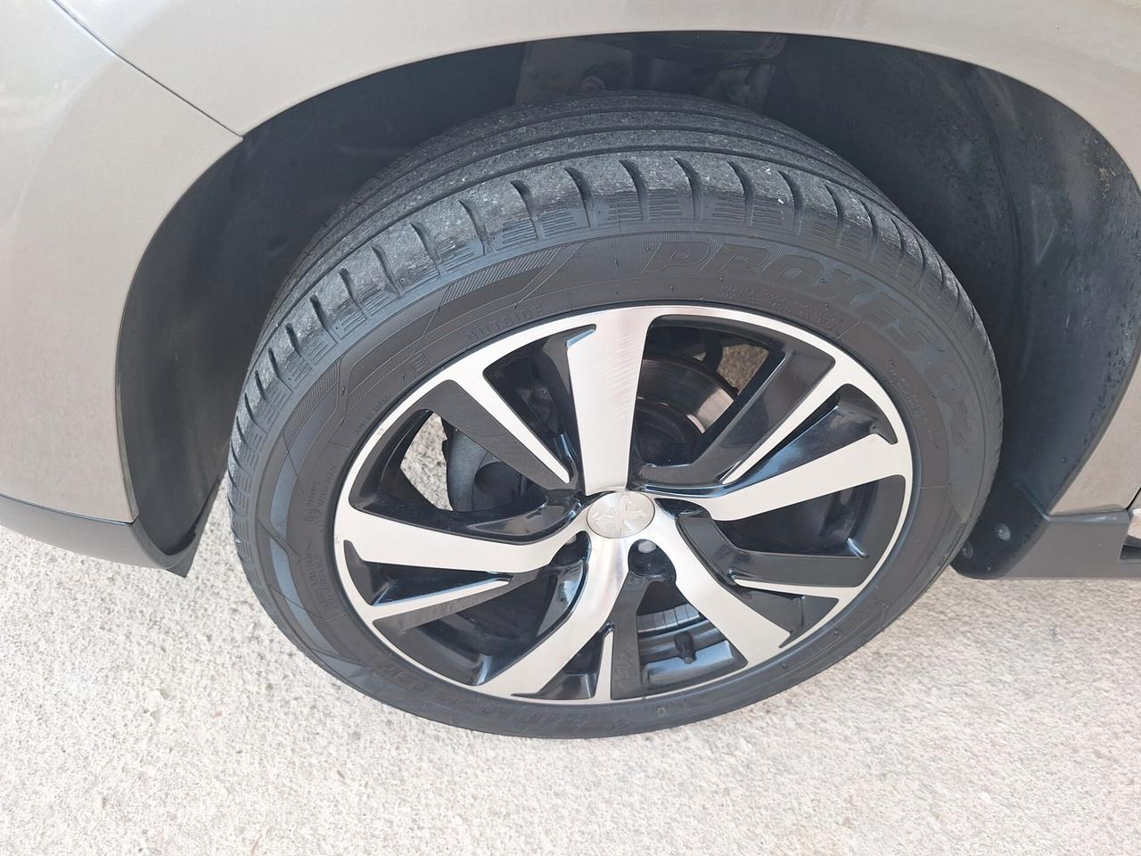 Peugeot 2008 1.6 HDi "Allure" 2016 NAVI PELLE